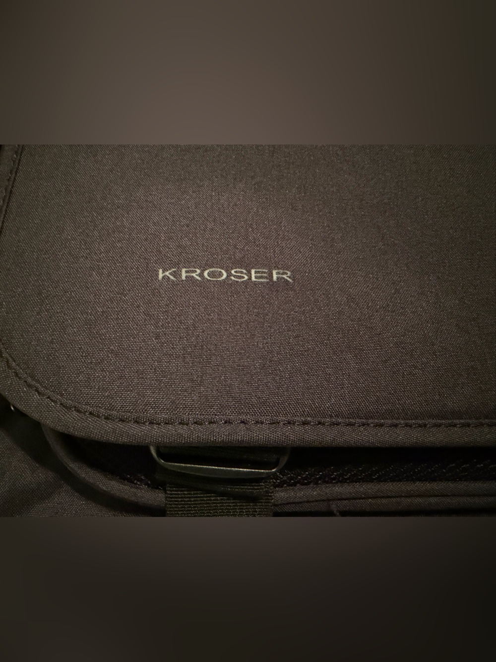 KROSER Black RFID Laptop Messenger Bag for Women - Picture 3 of 8